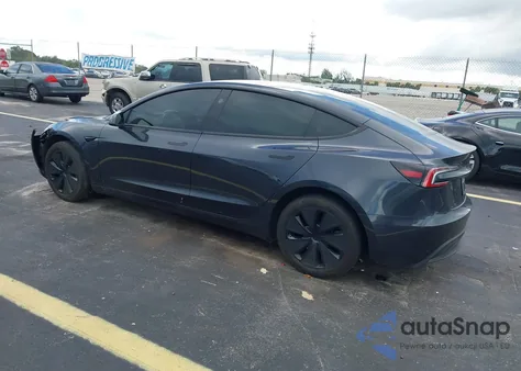 2024 Tesla Model 3 из США, поврежденный, VIN 5YJ3E1EA2RF743635
